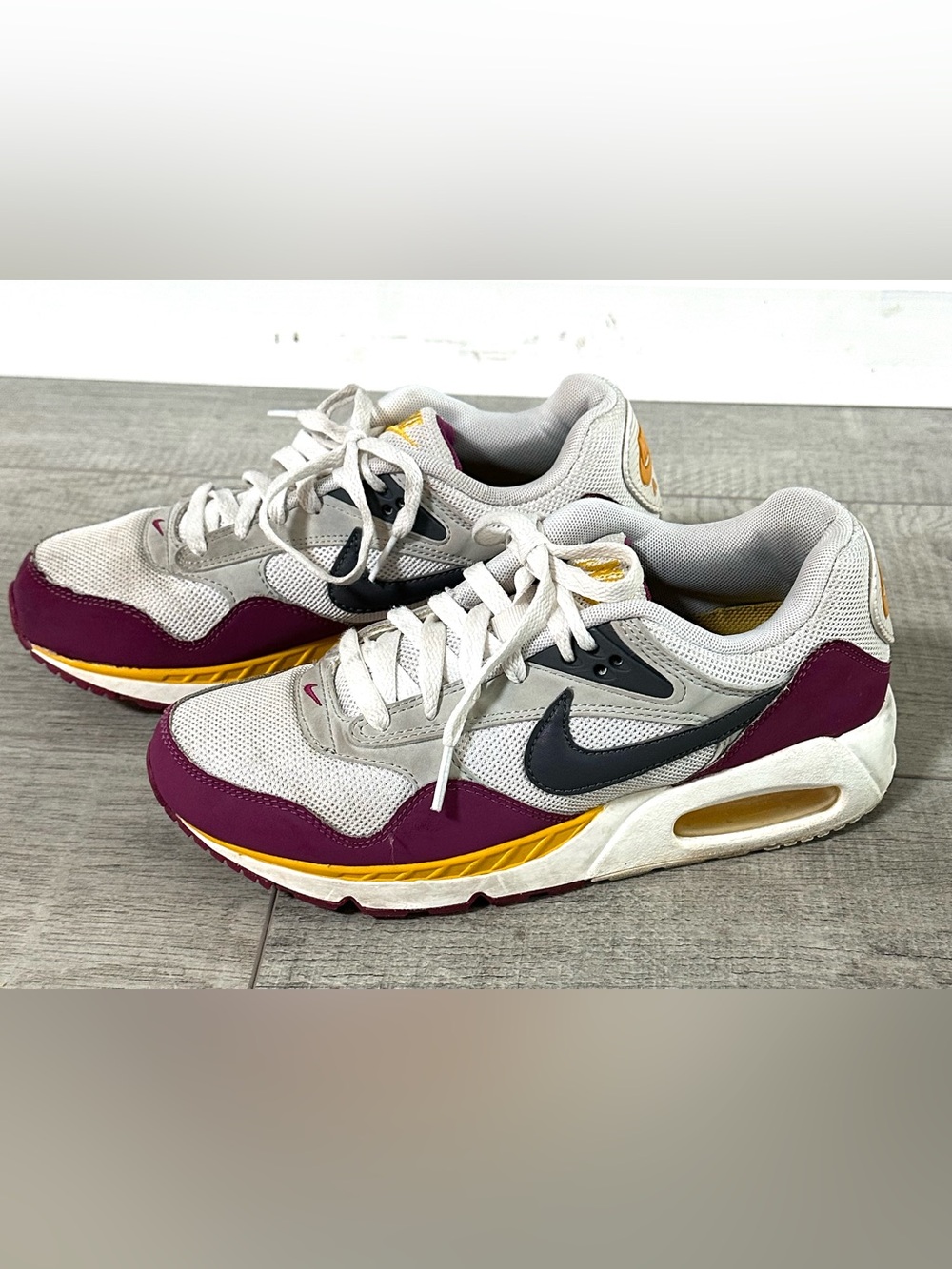 Nike Air Max Correlate White/Plum/Yellow Running Comfy Sneakers Sz 7.5 M